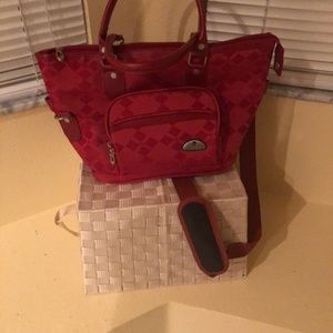 CLOTH CLOSET FASHIONS AND STUFF